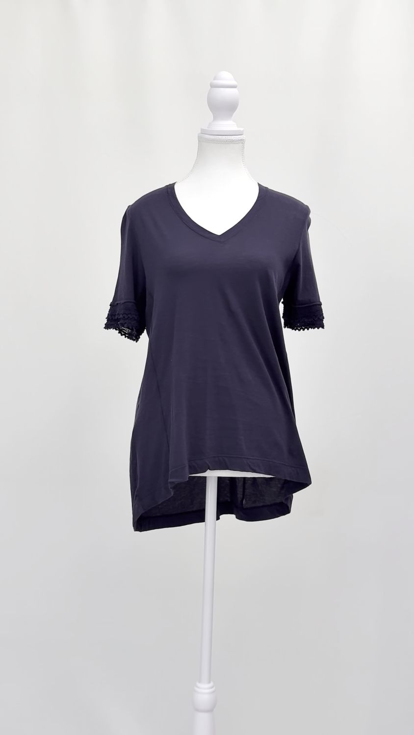 High, Ink Crochet Lace Trim Drop Back Hem S/Slv Tee, Size M