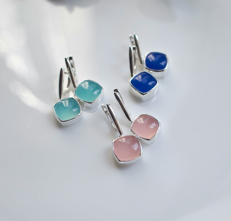 Серьги из серебра с халцедоном 12 мм