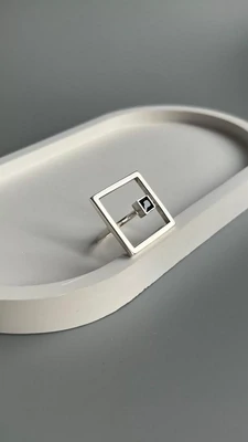 Кольцо СПУТНИК (квадрат) из серебра с чёрным ониксом NEW