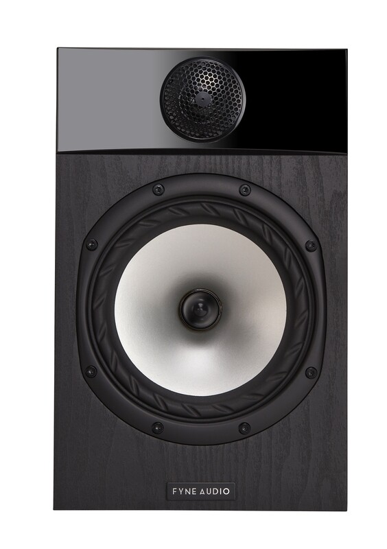 Fyne Audio F301 in Walnut