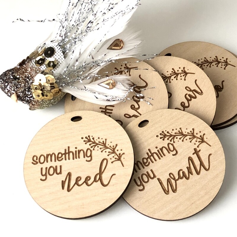 Round Christmas Need, Want, Read, Wear Tags