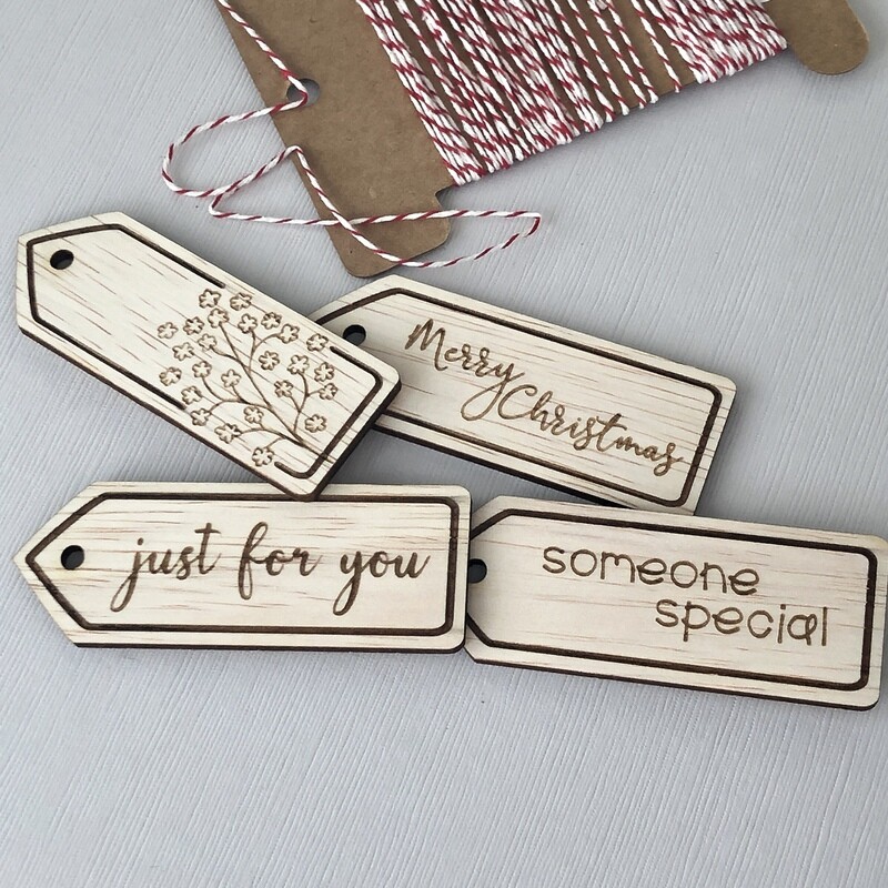 Wooden gift tags