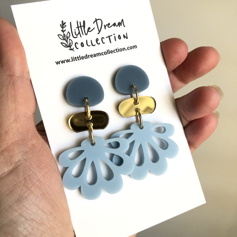 Pastel flower earrings