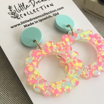 Party pop confetti acrylic earrings