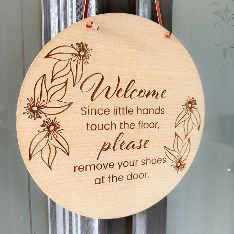 Little Hands Sign Gum Flower Design