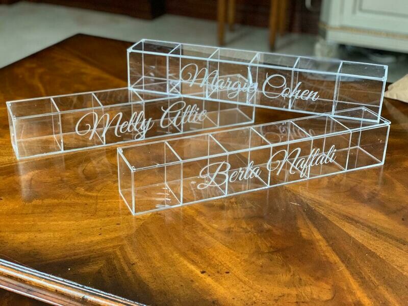 Caja Acrílica con 6 Divisiones