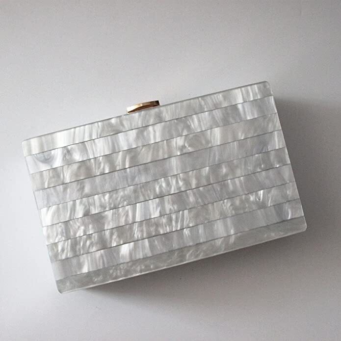 Cartera acrílica Blanca Nacarada