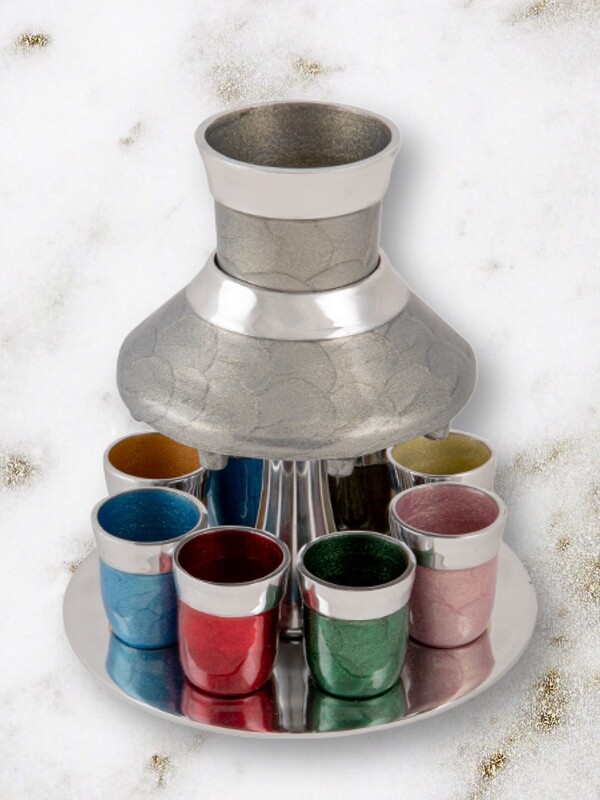 Fuente para Kidush con 8 Copitas Colores 21 cm