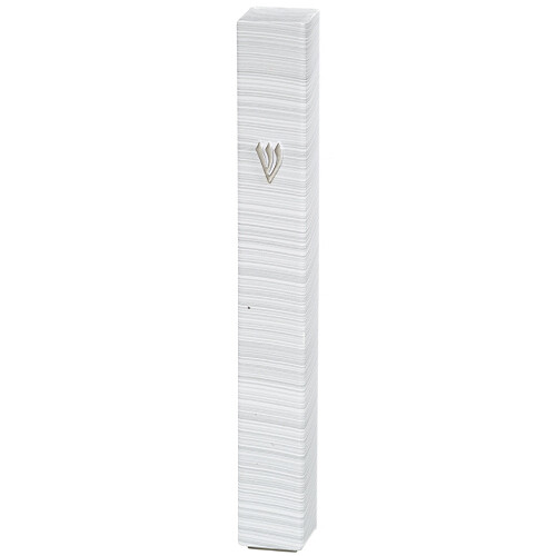 Mezuza Blanca Plástica con la Shin en metal-10 cm