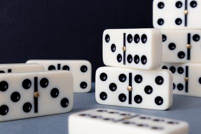 Dominos