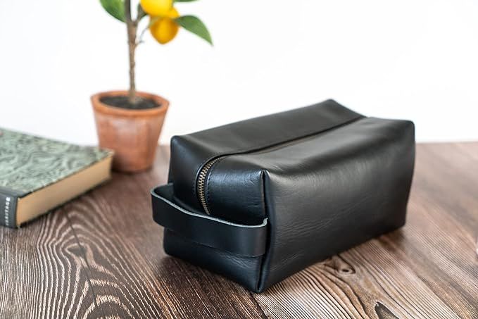 Neceser para hombre Vellaire en cuero 4 Colores