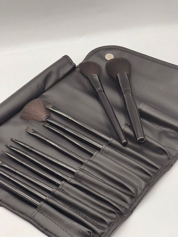 Estuche con Brochas para maquillaje 12 pza