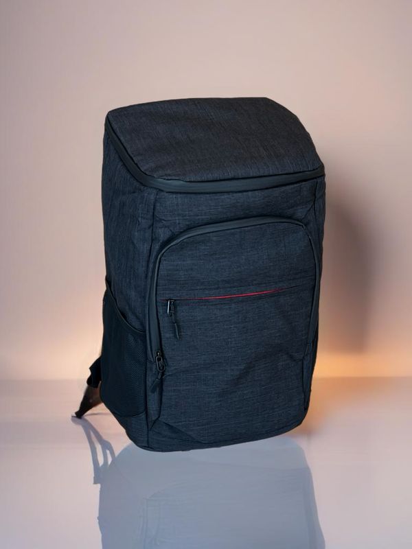 MOCHILA TERMICA NEGRA