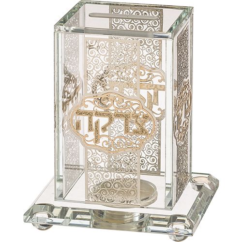 Caja de Tzedakah de Crystal 12x9cms con plaquita