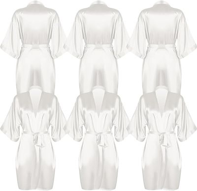 Bata de satin blanca