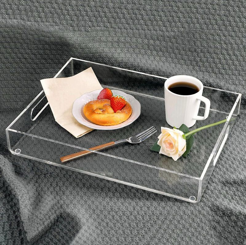BANDEJA EN ACRILICO TRANSPARENTE