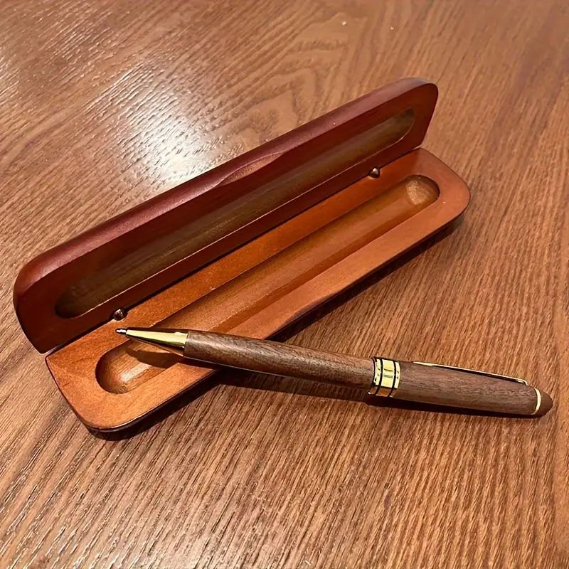 Pluma de madera con estuche