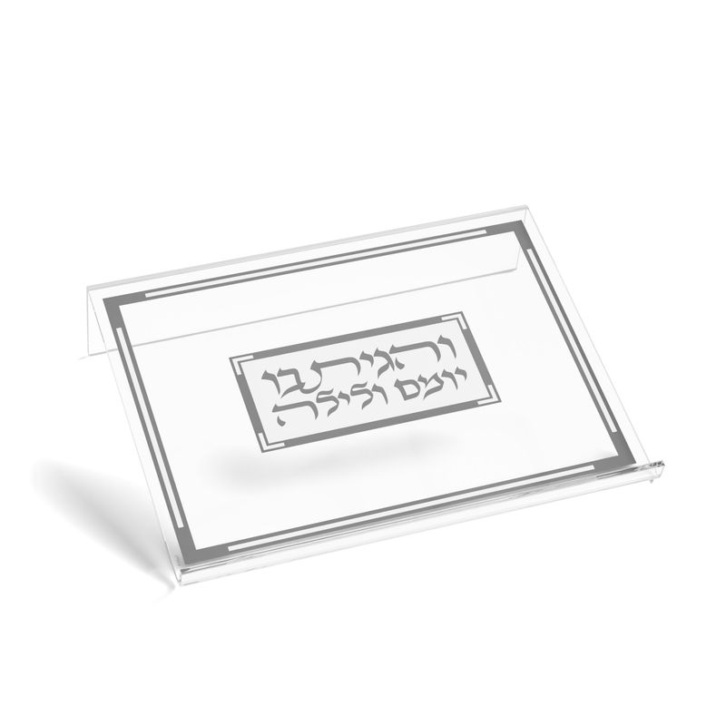 Shtender en acrilico con detalle plateado