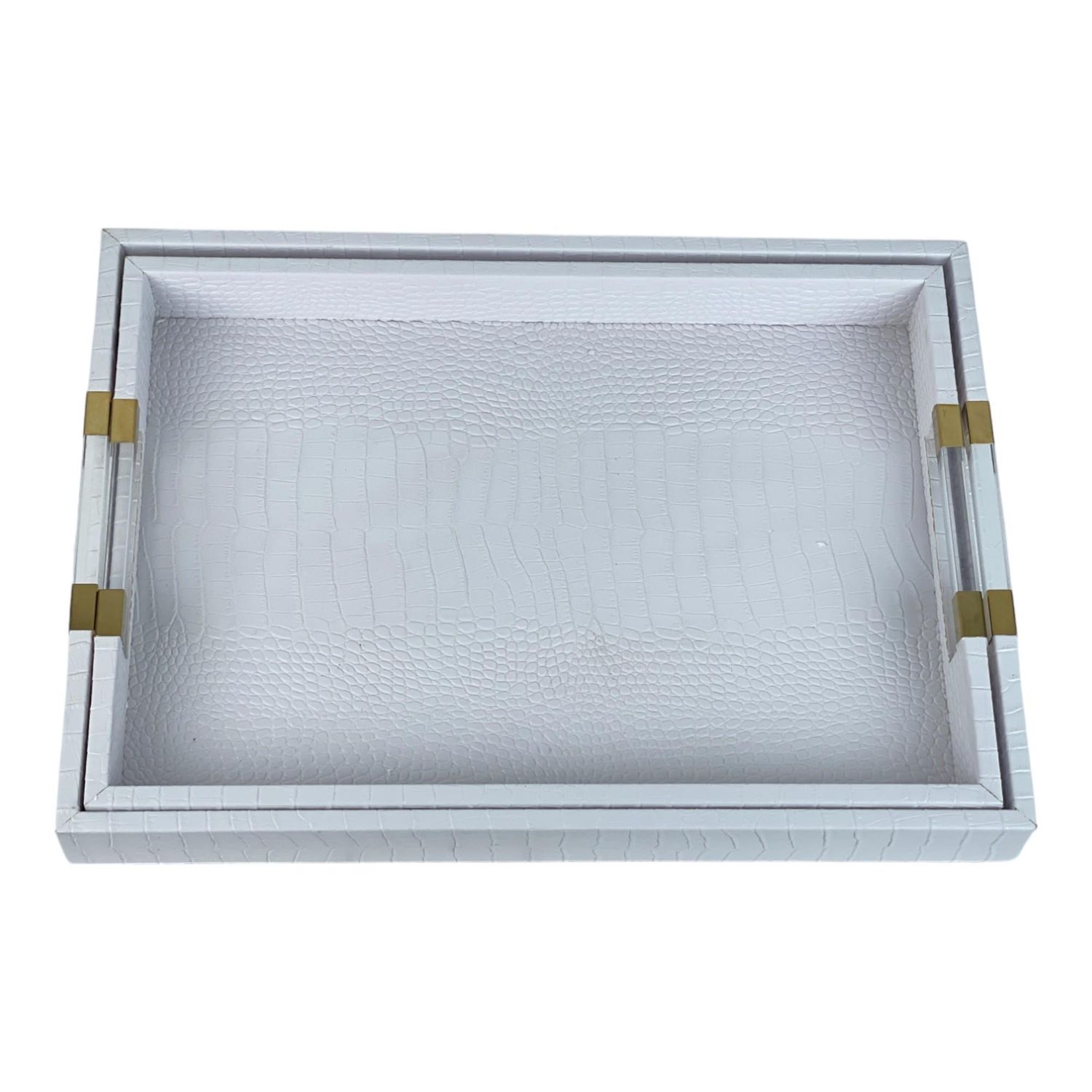 Bandeja blanca con detalles dorados