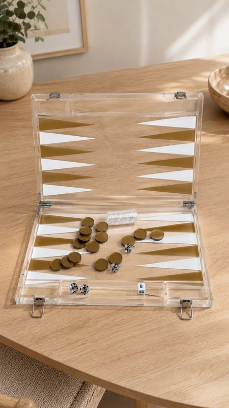 JUEGO DE BACKGAMMON EN ACRILICO DORADO 30PZ