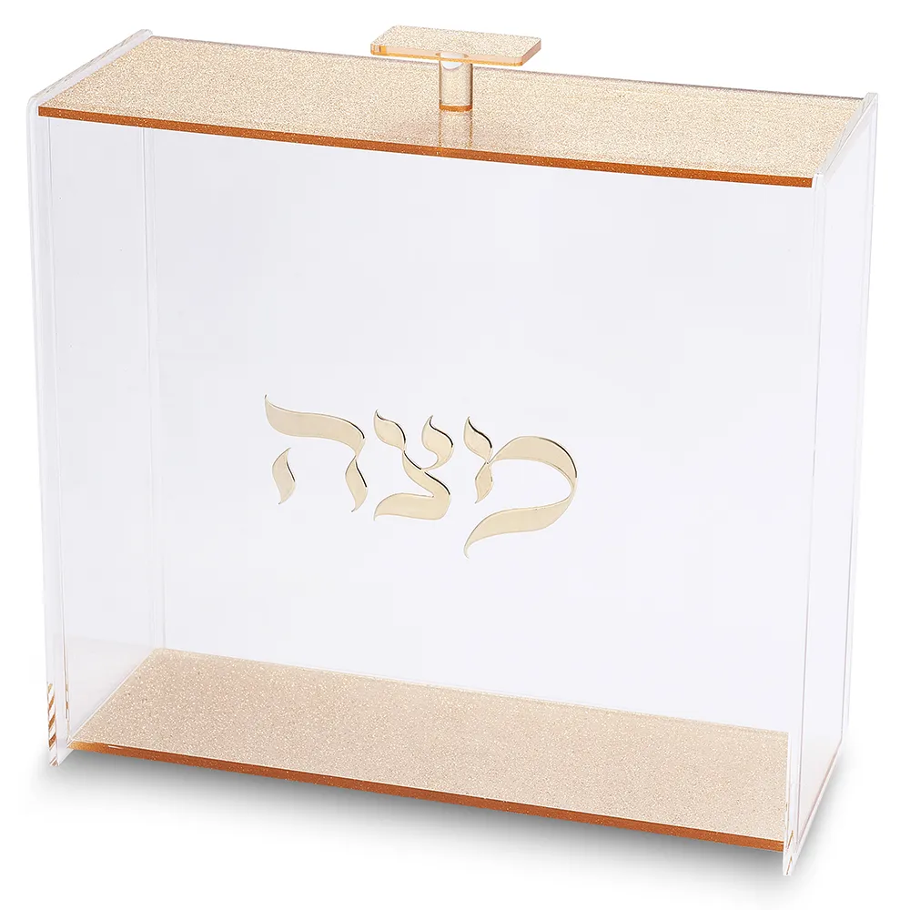 Caja para matza acrilica transparente con detalles dorados 22*26 cm