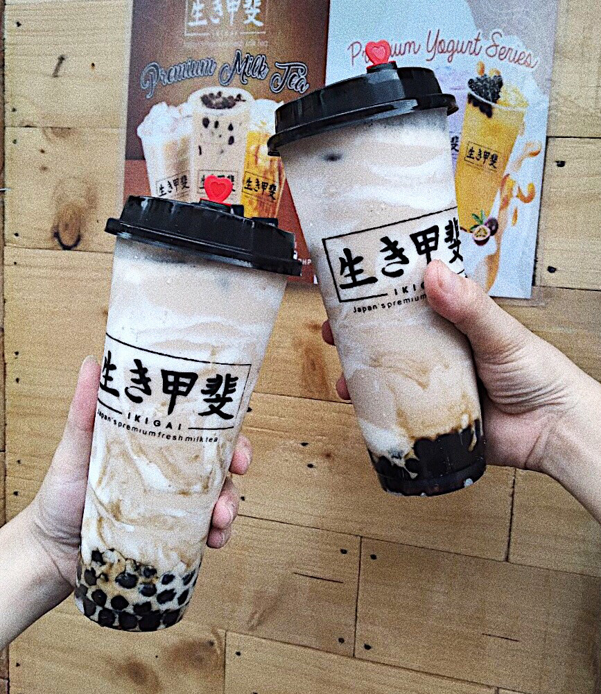 2 Cream Cheesee Milk Tea at P139 (Grande)