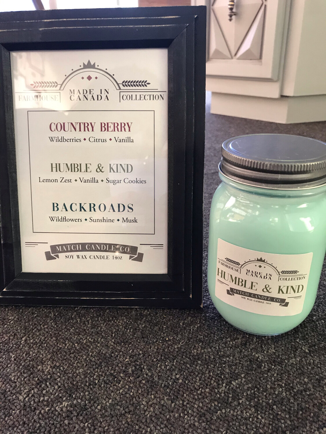 Farmhouse 14oz Candle- Country Berry