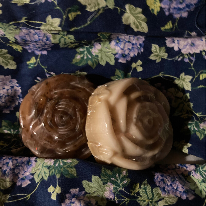 Rosepetal bar