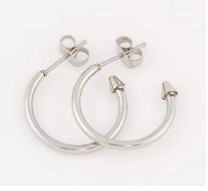 Half hoop earings✨
