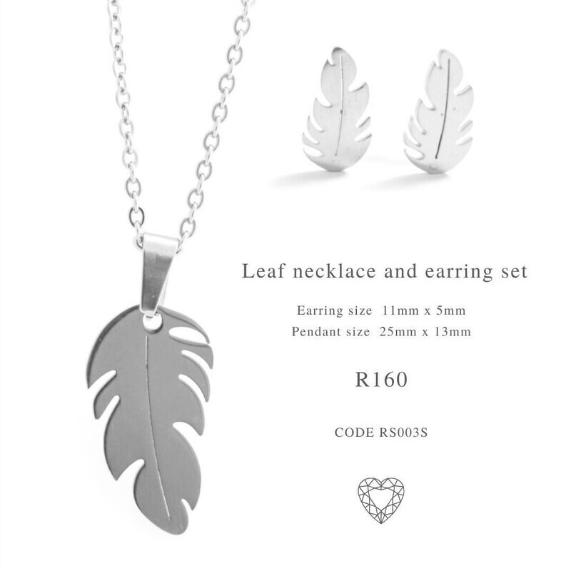 Leaf necklace and earing set✨