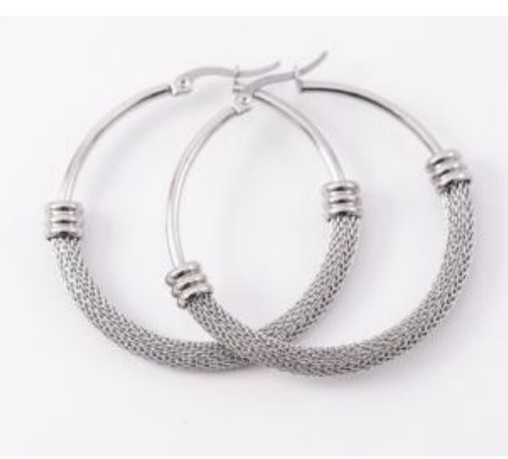 Elegant Mesh Hoops