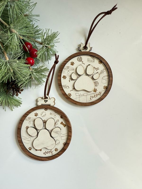 Cat/Dog Christmas Ornament