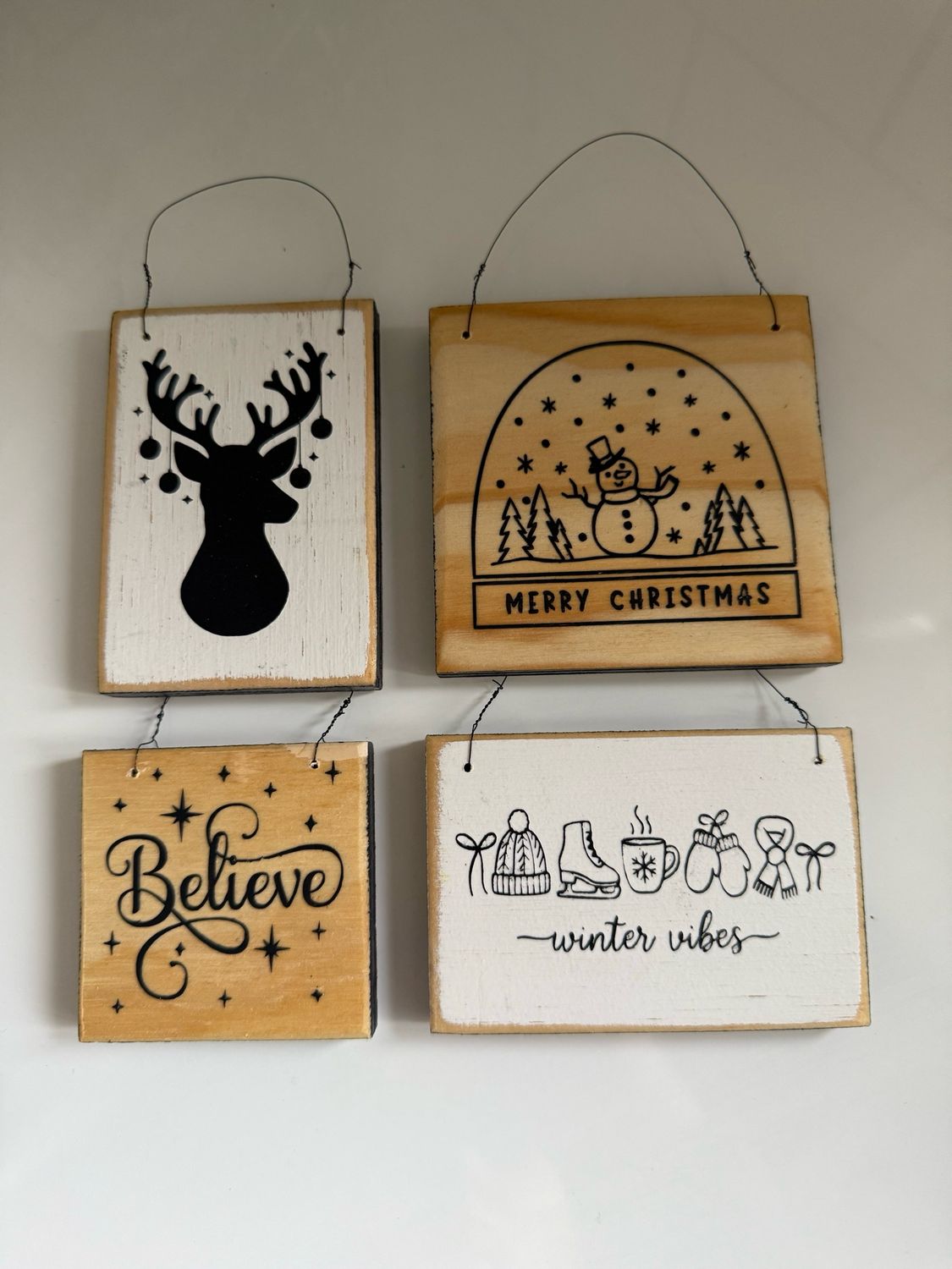 Set 2: Pack Of 4 Ornaments