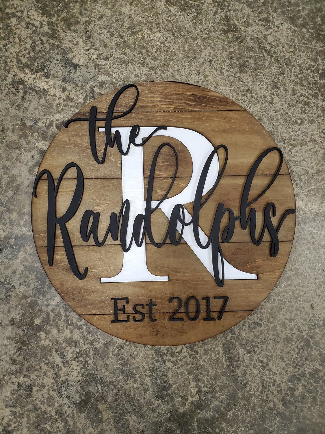 Round Family Name Sign