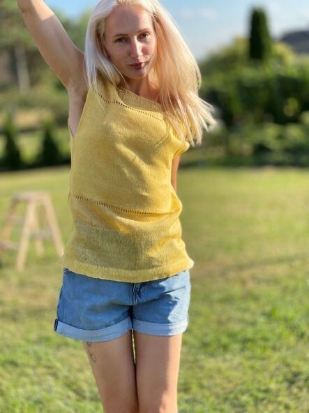 Dzeltens linu tops.