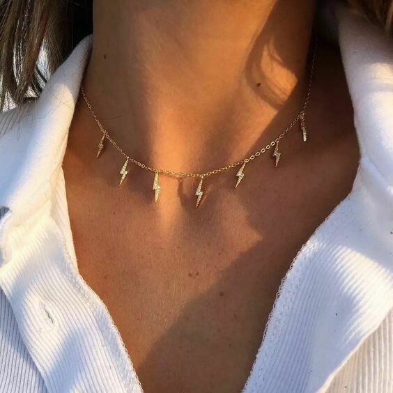 Lightening chocker
