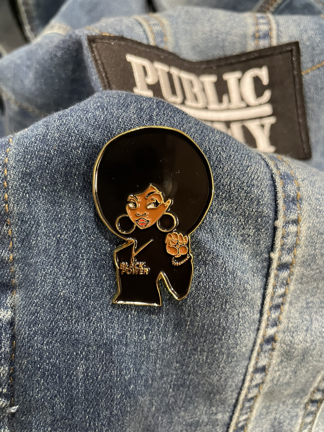 Black Power Queen Lapel Pin