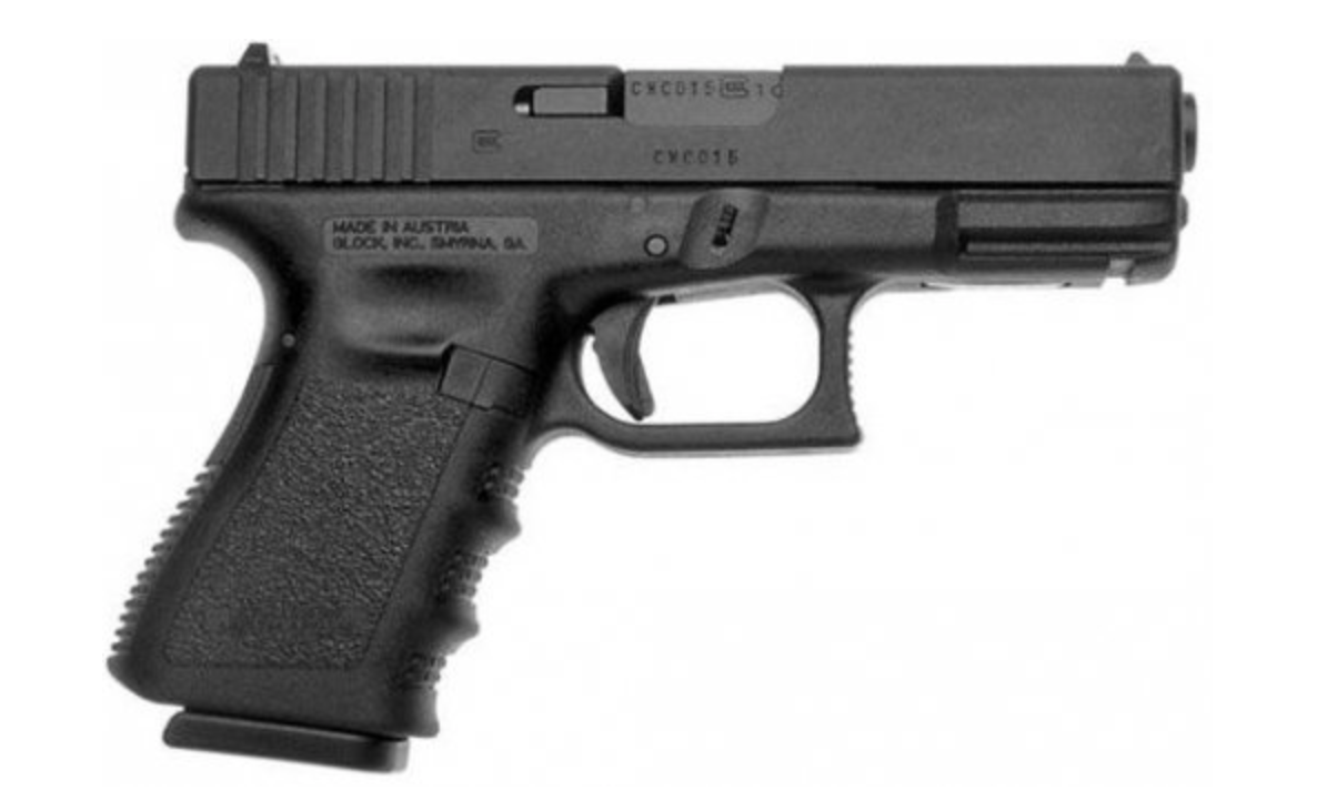 Glock G23 Gen3 Compact *CA Compliant 40 S&amp;W Caliber with 4.02&quot; Barrel, 10+1 Capacity, Overall Black Finish, Picatinny Rail Frame, Serrated Slide, Finger Grooved Rough Texture Polymer Grip &amp; Fixed Sigh