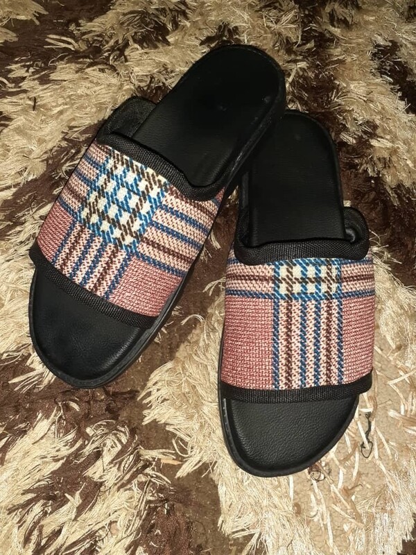 Palm slippers 