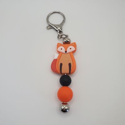 Beaded zipper pulls