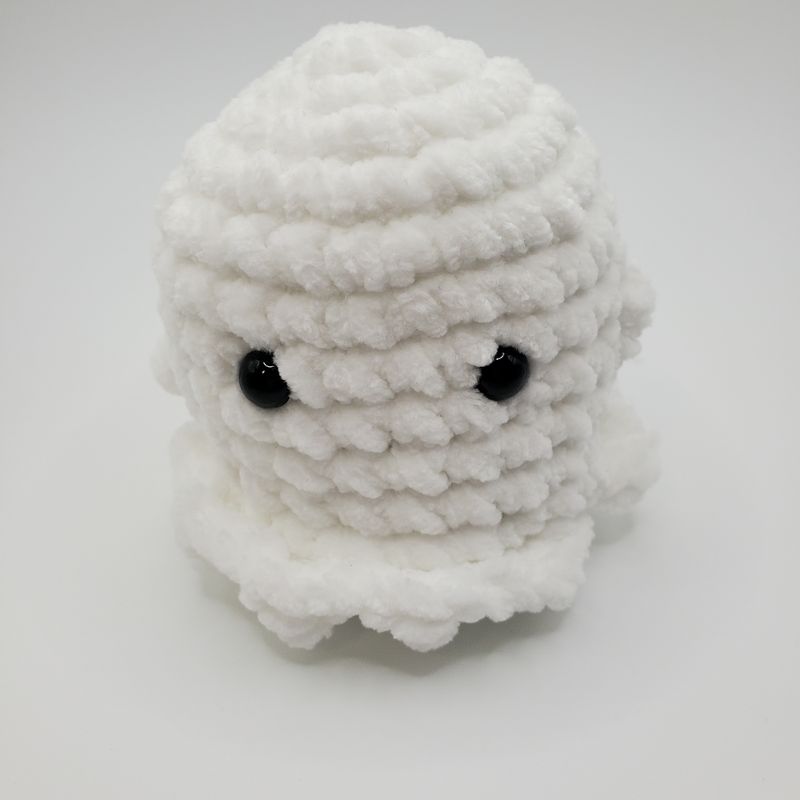 Crochet buddy - large ghost