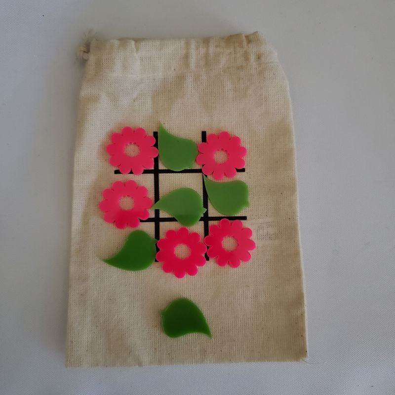 Tic Tac Toe travel game