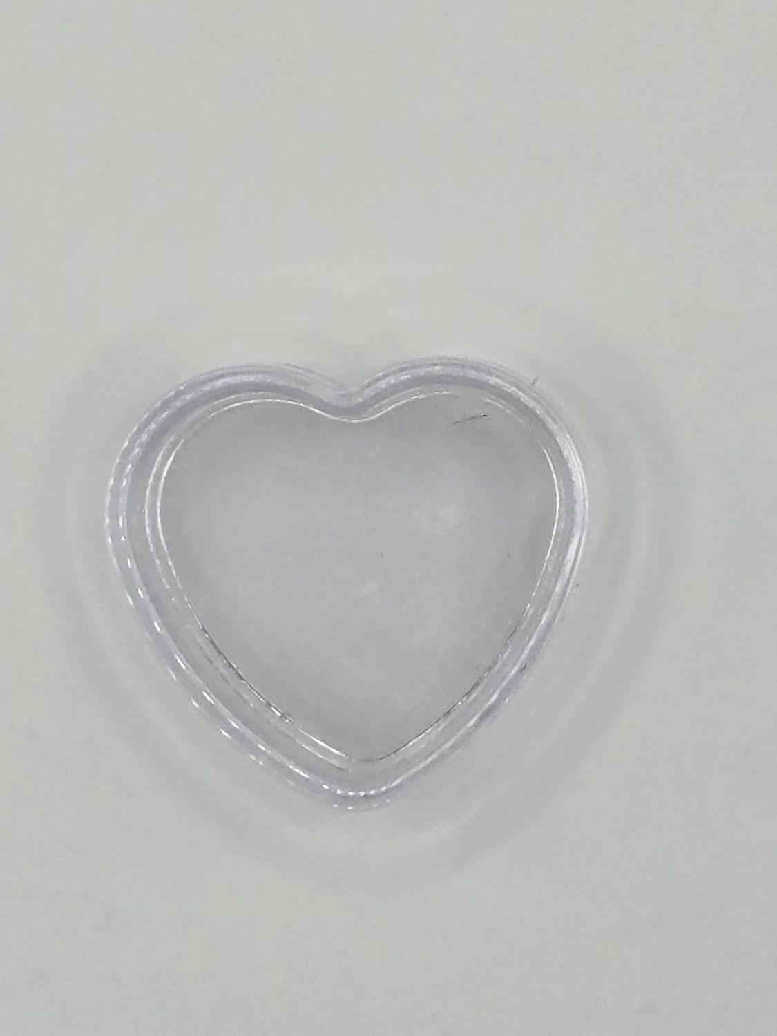 Lip balm - small heart container