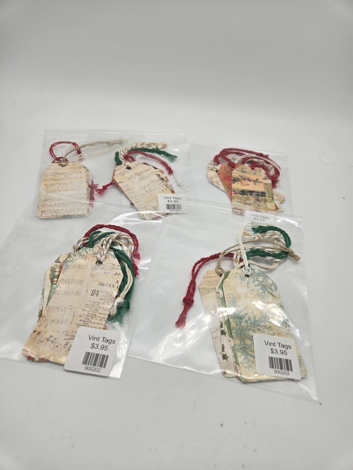 Vintage tags - set of 5`