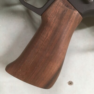 Humpback AR Pistol Grip (no backstrap)