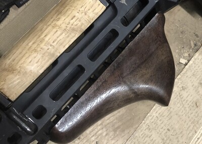 Angled Foregrip