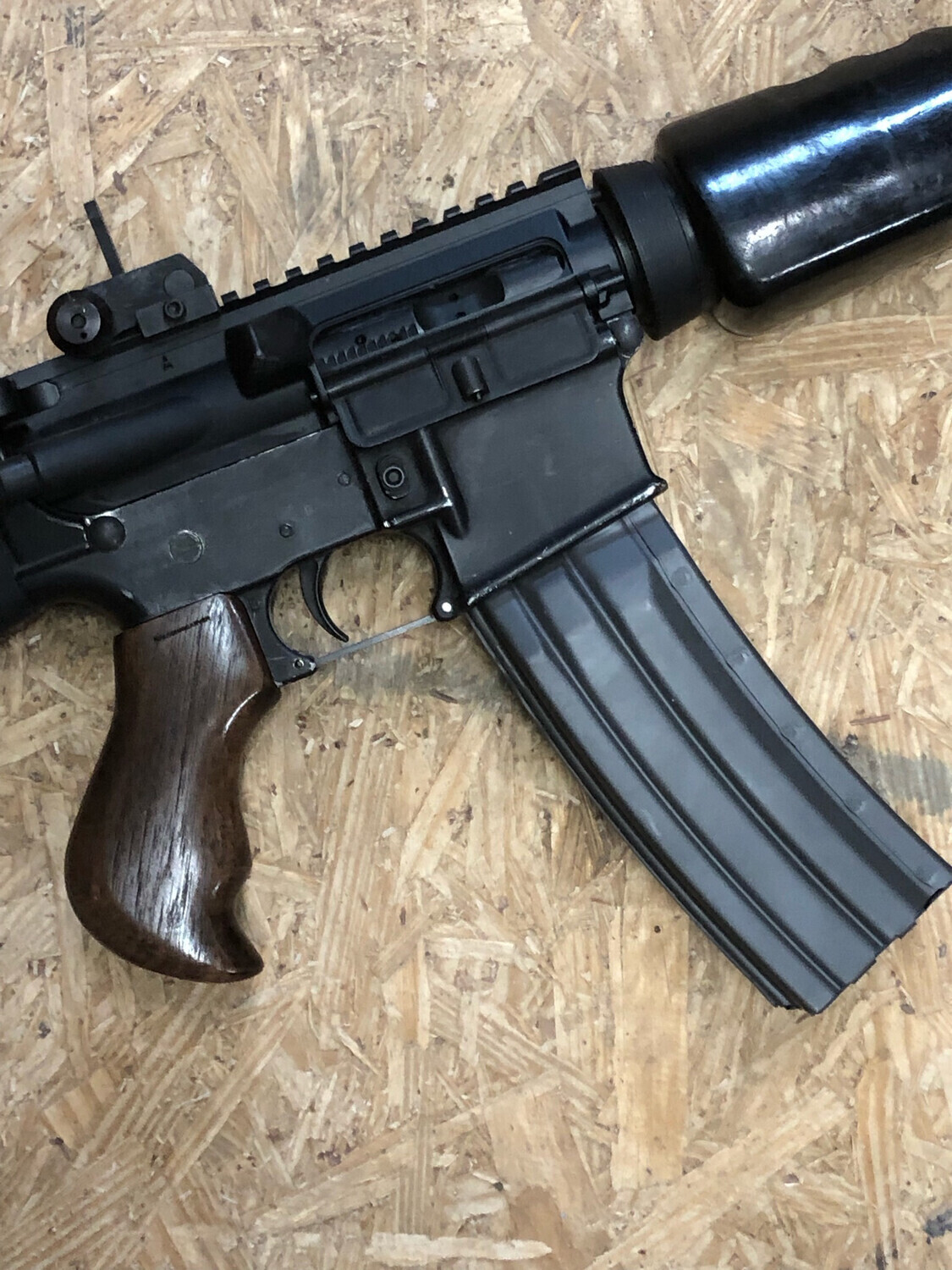 Thompson Style Pistol Grip For AR Platforms