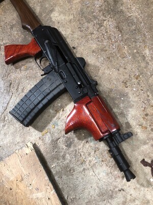 Krinkov and Sam7k Shark Fin Lower Handguard