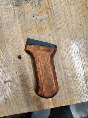 East German Mpik grip replica