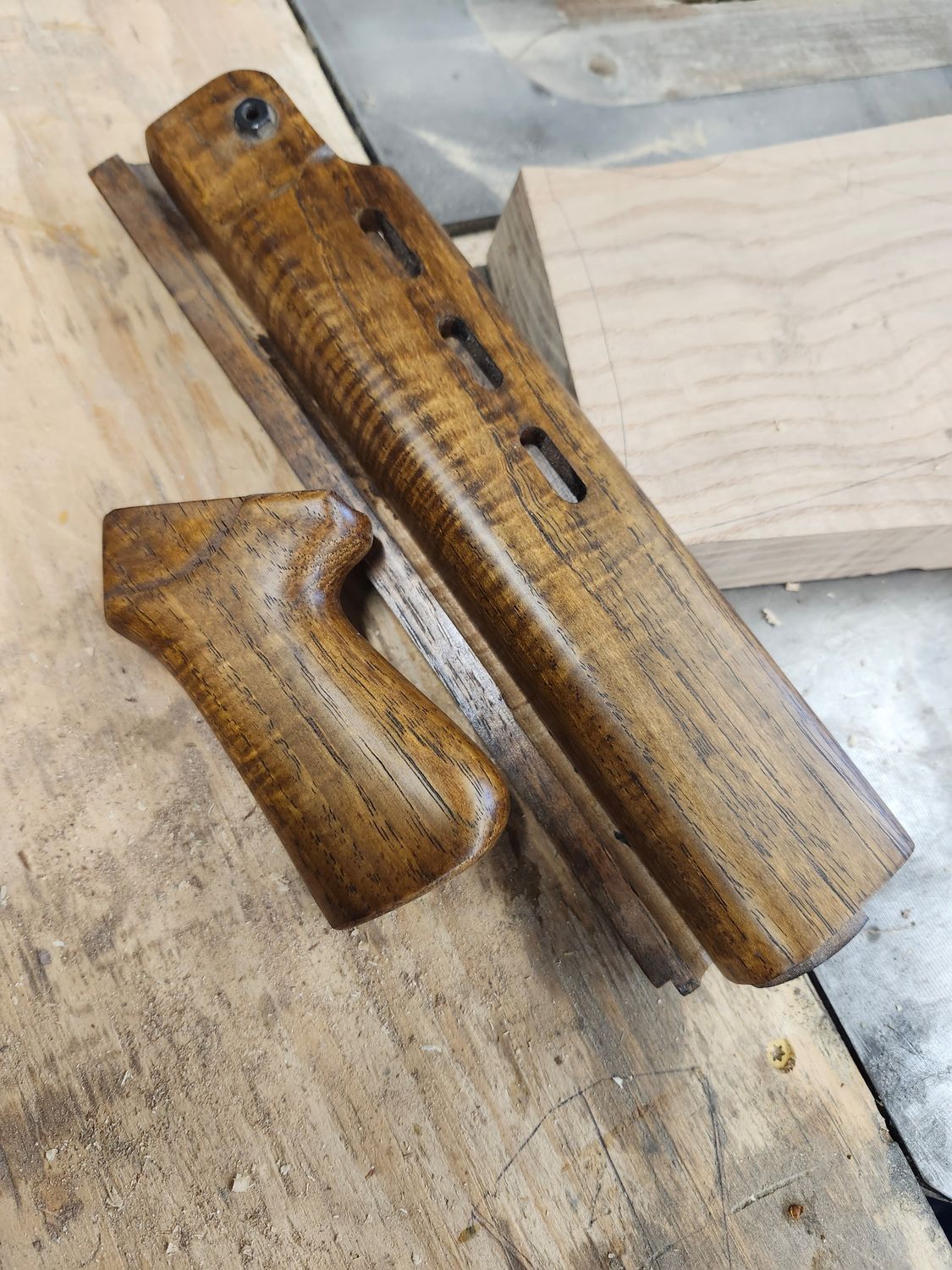 Extra fal set